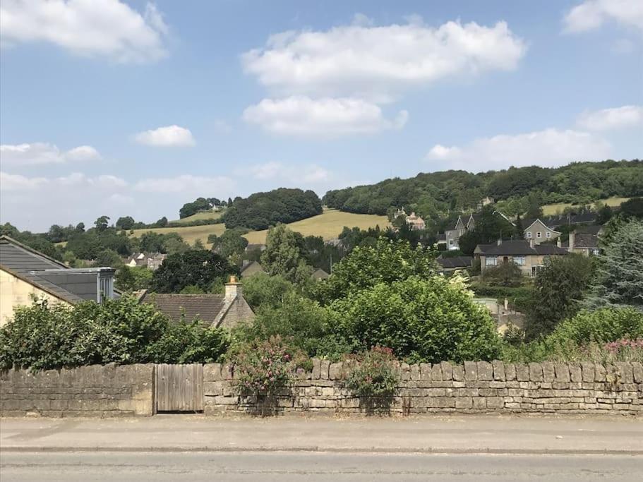 Barley - Cosy Stylish Apartment - Easy Access To Bath And Many Nearby Attractions บ็อกซ์ ภายนอก รูปภาพ